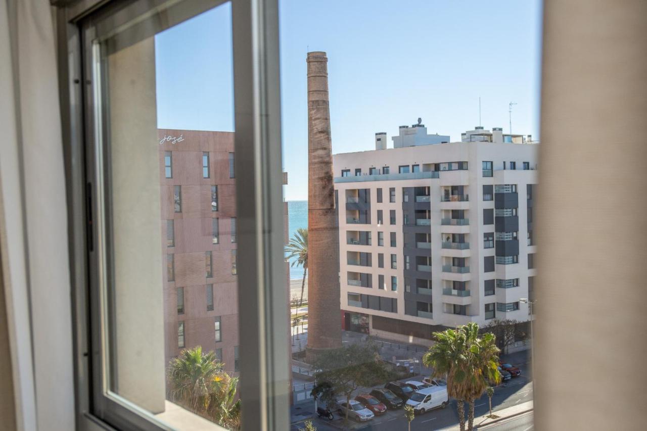 C13 Seaside Malaga With Pool And Parking Apartment Exterior photo
